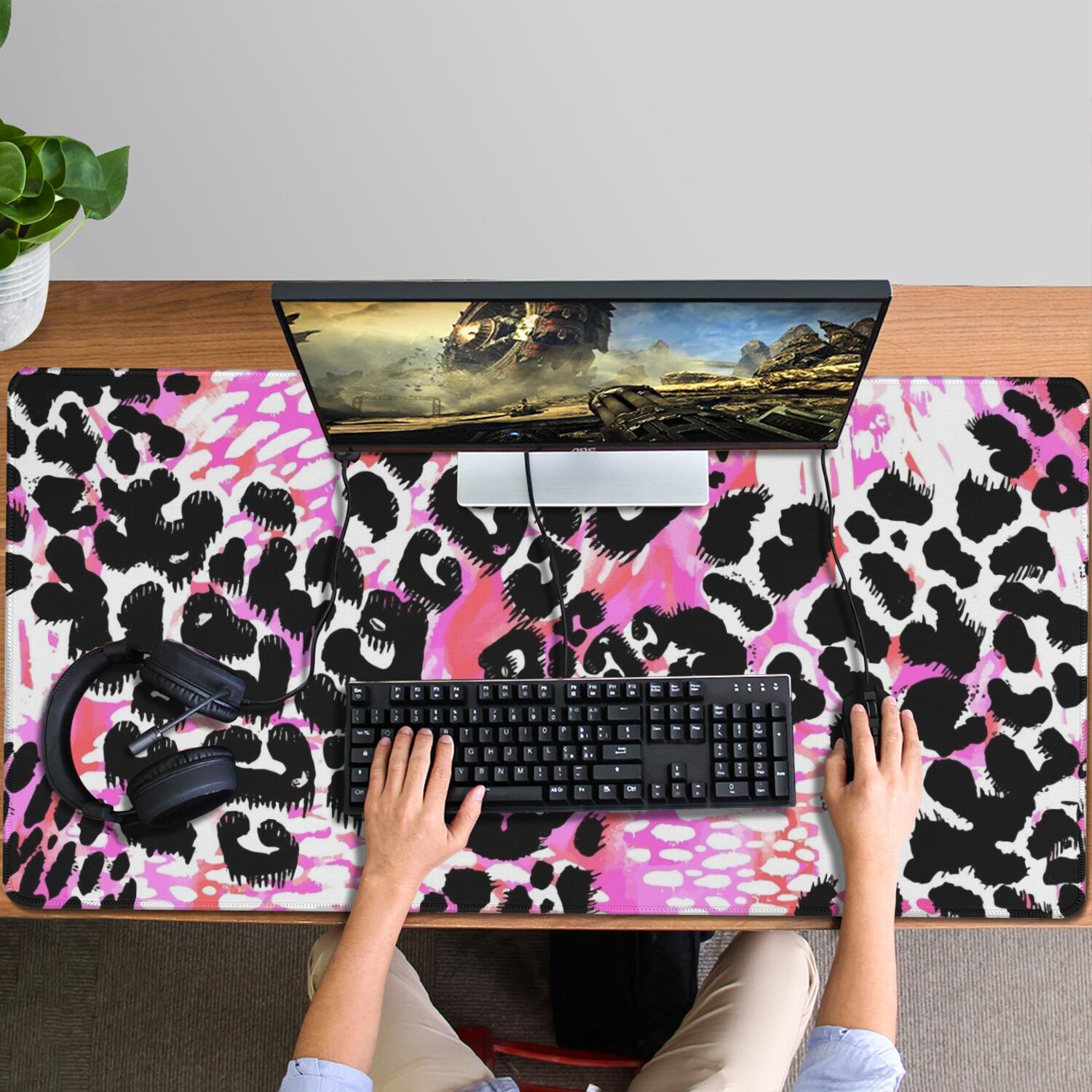 Long Mouse Pads for Desk,Pink Leopard Pattern Desk Mats on Top Of Desks, Desk Mouse Pad Extra Large with 3mm Non-Slip Base and Stitched Edge for Gaming,Office,Work,Home 47.3"x23.6"