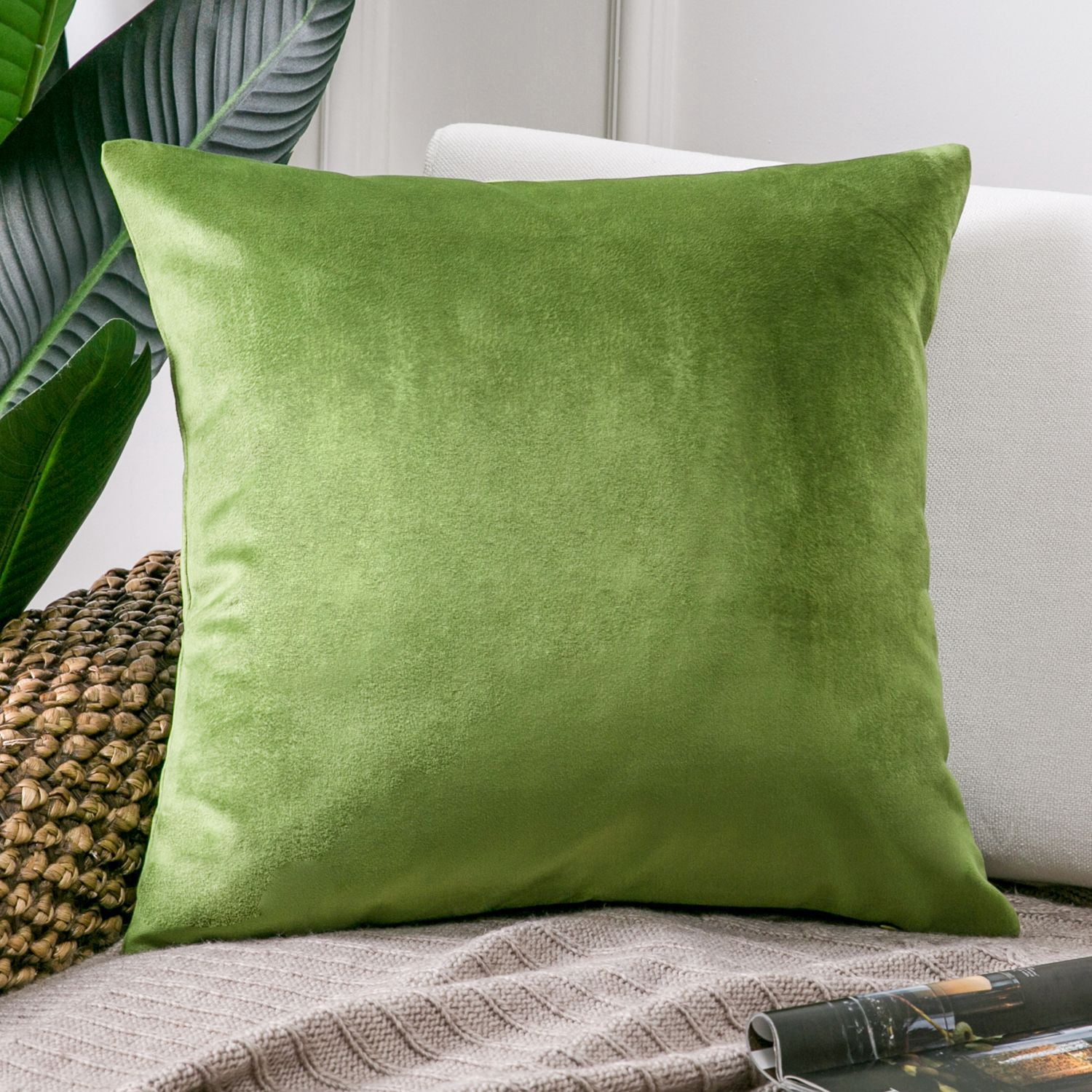 Phantoscope Silky Velvet Decorative Throw Pillow, 20 x 20 in, Light Green, 1 Pack