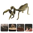 thumbnail image 3 of Figura creativa de mantis de latón, estatua de mantis para mesa, decoración de escritorio para el hogar., 3 of 7