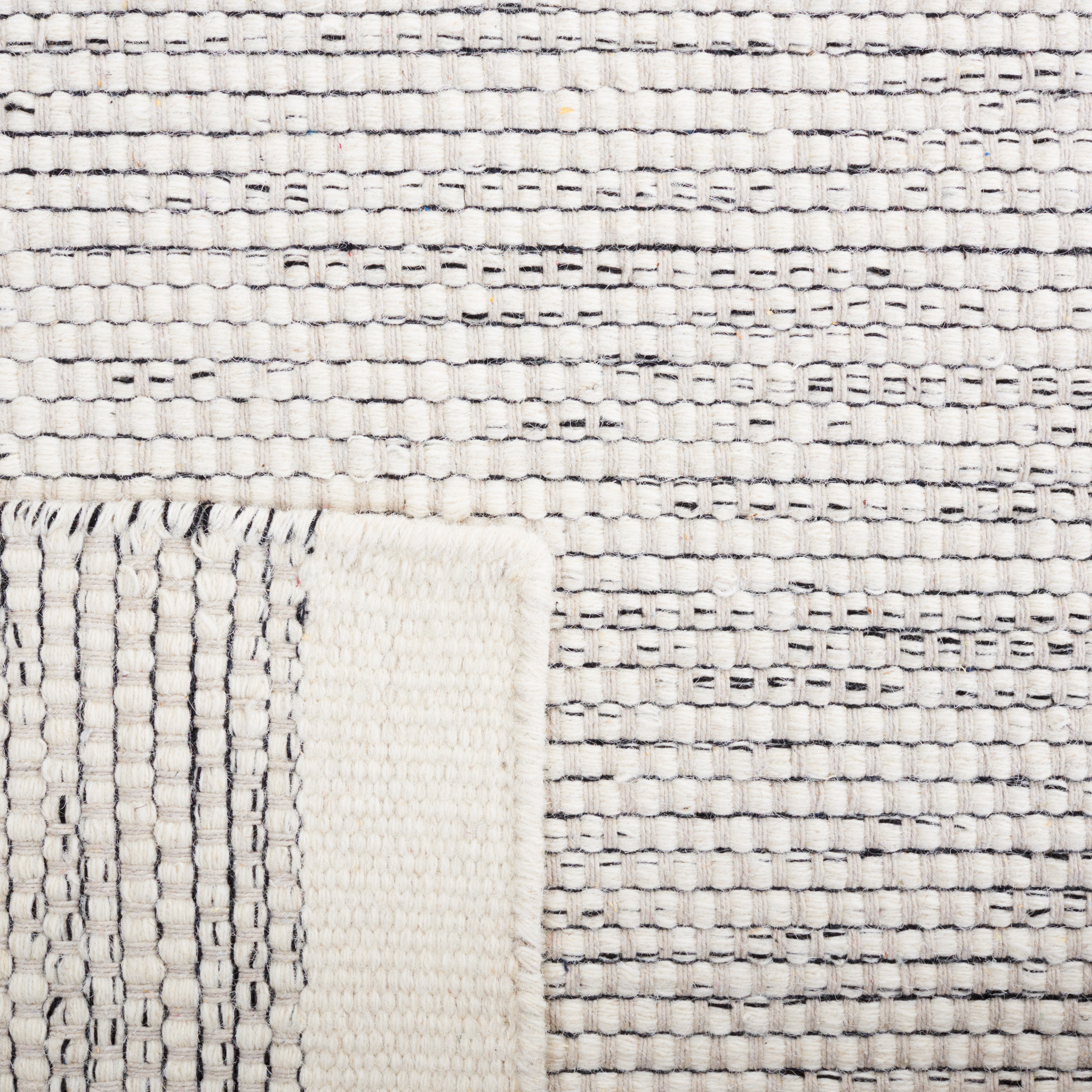 SAFAVIEH Vermont Zarif Distressed Dotted Area Rug, Ivory/Black, 9' x 12'