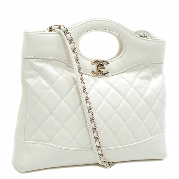Pre-Owned Chanel Matelassé Shoulder Bag, Size 31, Women's, White Lambskin, Coco Mark