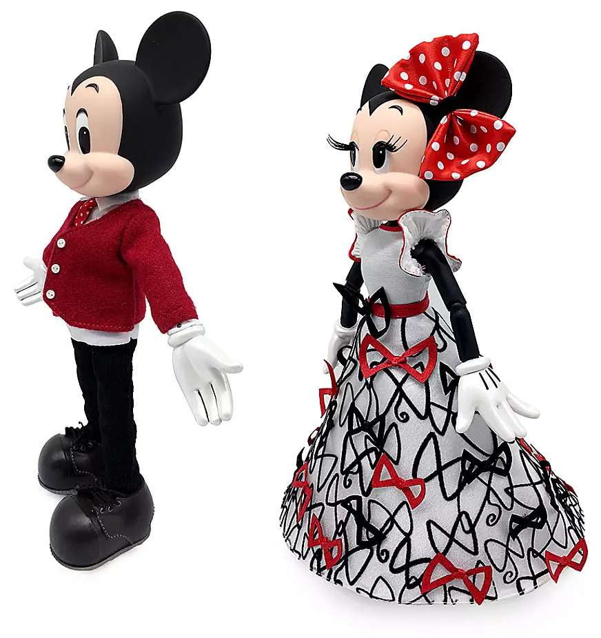 Disney Limited Edition Mickey and Minnie Valentine's Day Doll Set