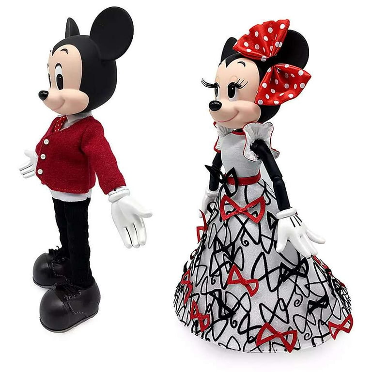 Disney Limited Edition Mickey and Minnie Valentine's Day Doll Set