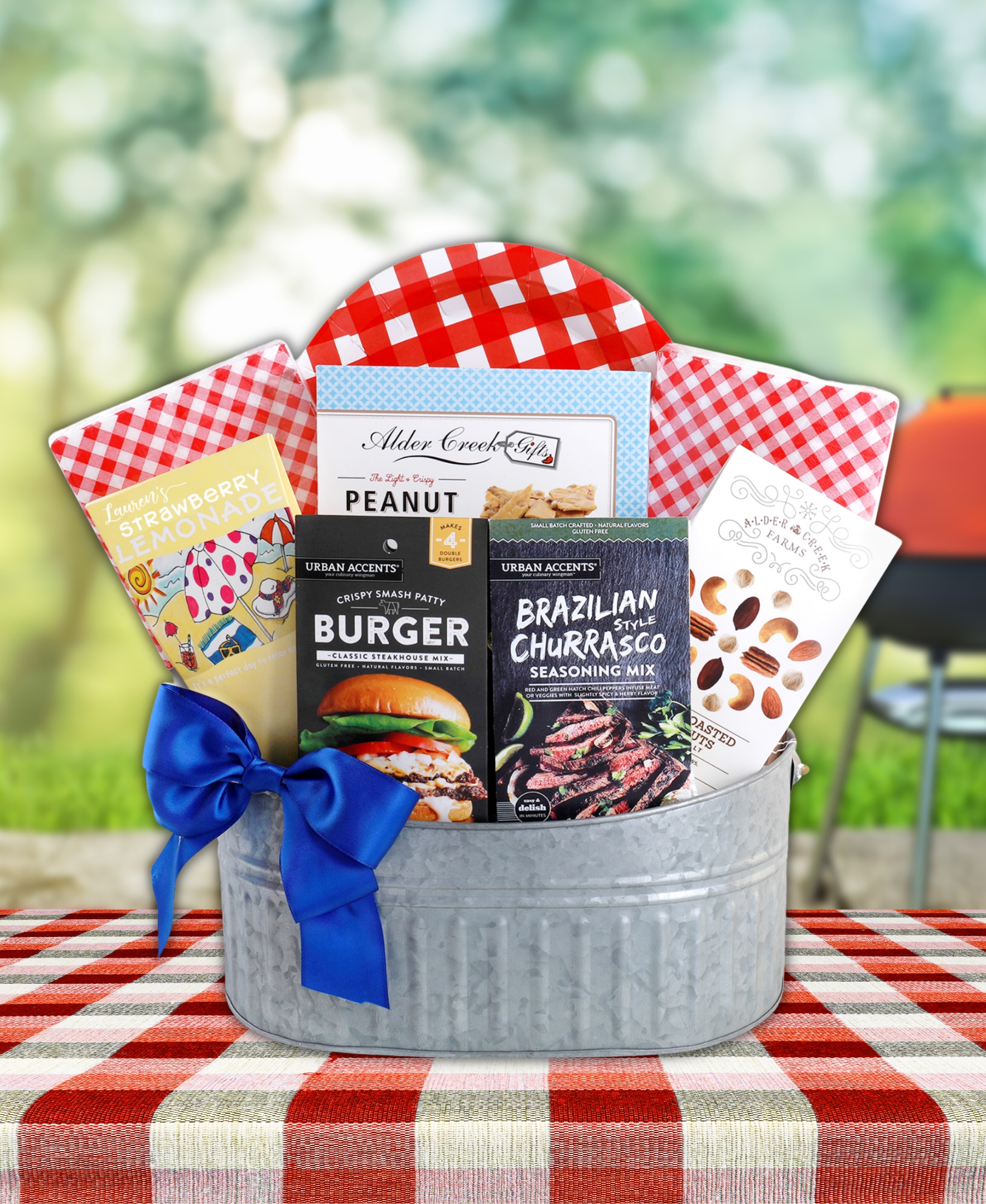 Alder Creek Gift Chillin and Grillin BBQ Gift (10 Items)