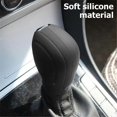 thumbnail image 3 of Cubierta de la perilla de la palanca de cambios del automóvil, protector de la palanca de cambios antirrobo automático, accesorio universal para el interior del vehículo, color negro, 3 of 5