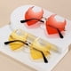 thumbnail image 1 of Gafas de sol sin marco con forma de moda para fiestas, bailes, discotecas, gafas de sol irregulares, 1 of 5