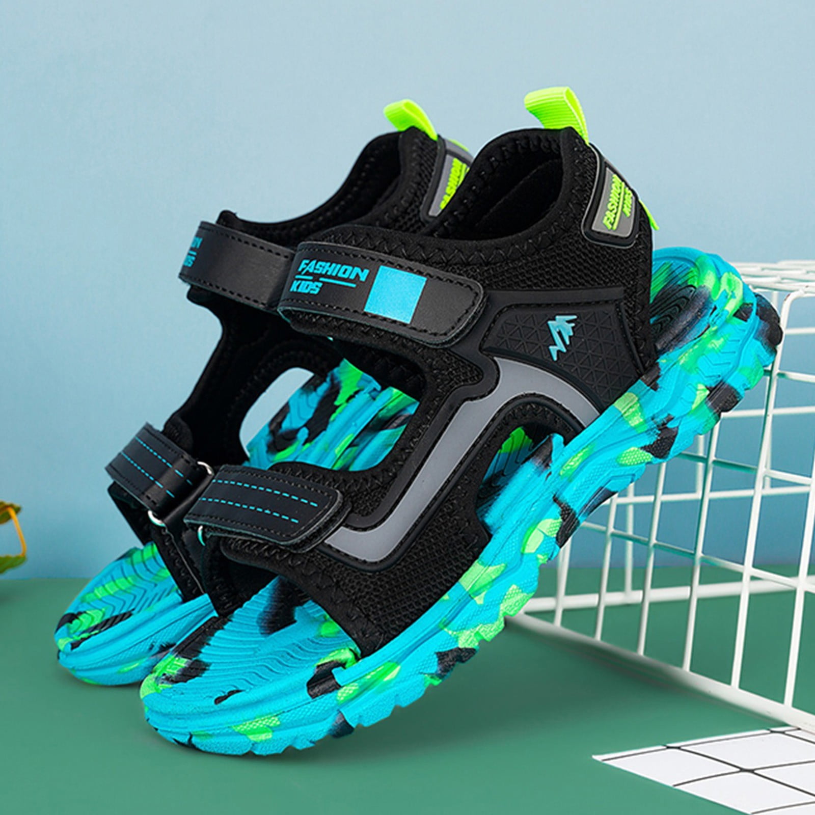 Sandals for Girls Soft Sole Lightweight Boys Snd Girls Casual Shoes Fashion Sandals Student Beach Shoes (Sky Blue, 3 Big Kids)
