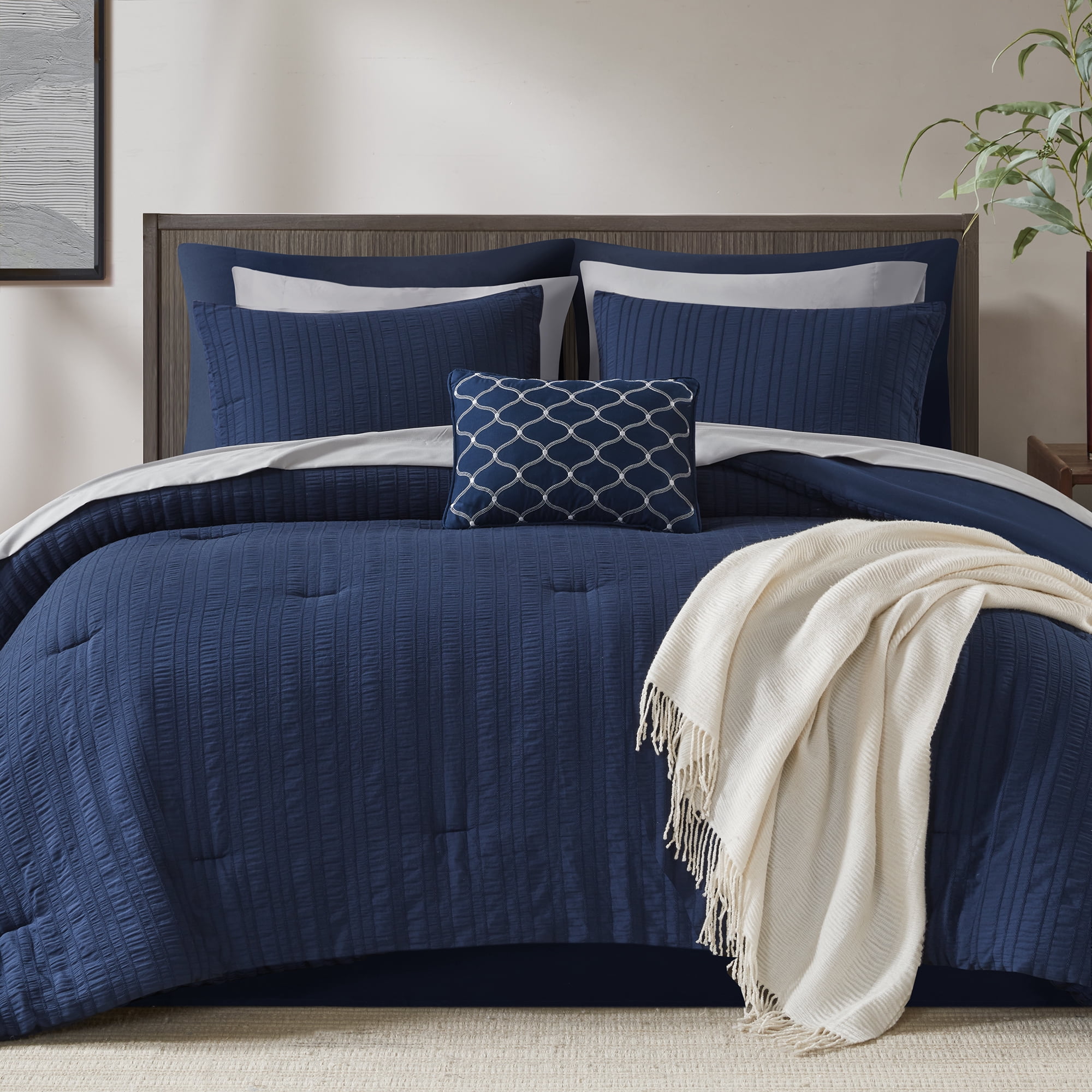 Mainstays All in One Reversible Comforter and Sheet set- 11 Piece, Full, Navy Seersucker