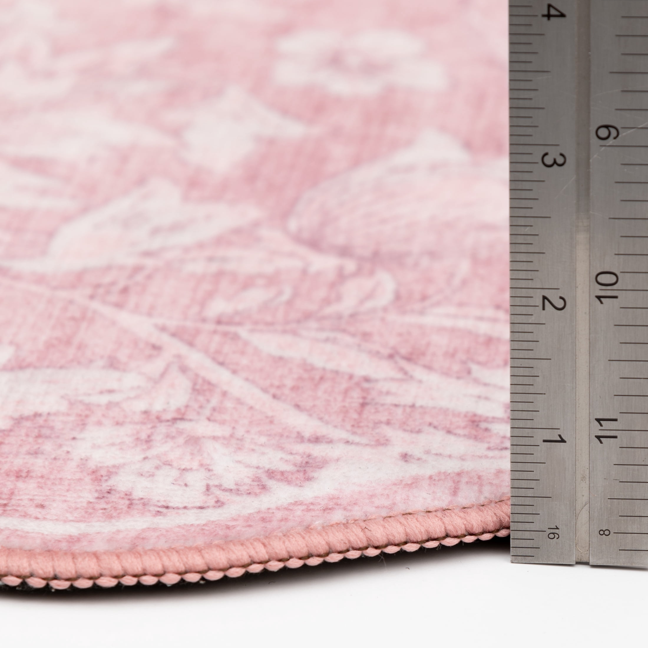 Mainstays Pink Feather Faux Fur Scalloped Indoor Accent Rug, 36"x56"