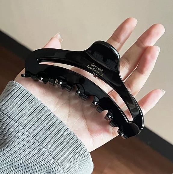 3-Pack Vintage-Inspired Large Shark Clips - Strong Grip for Thick Hair, Elegant Design for Everyday Use