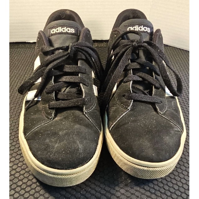 Adi-das Cloadfoam Mens Size 9 Black & White Tennis Shoe Lightly Worn China