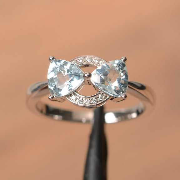 promise ring natural amethyst ring purple gemstone February birthstone oval cut gemstone sterling silver ring