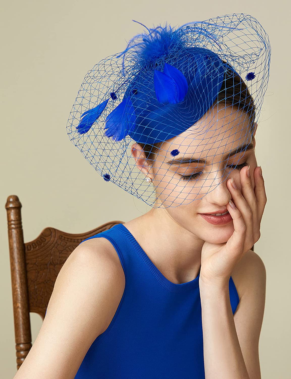 Trendy Apparel Shop Large Criss Cross Mesh Swirl Bow Fascinator with Feather 