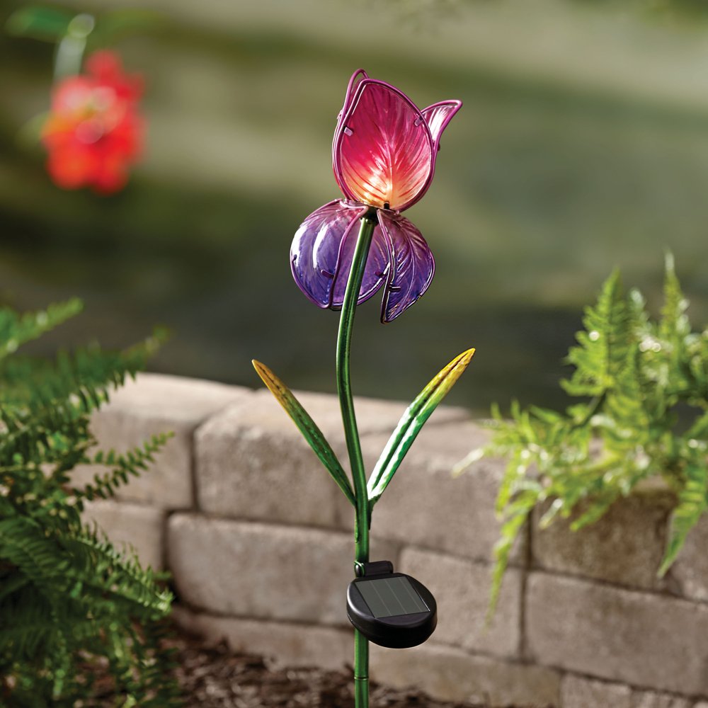 Better Homes & Gardens Purple Glass Iris Solar Stake Light - Walmart