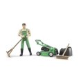 thumbnail image 2 of bworld Gardener with lawn mower and equipment Bruder Toys Juguetes/Modelismo/Autos a Escala, 2 of 2