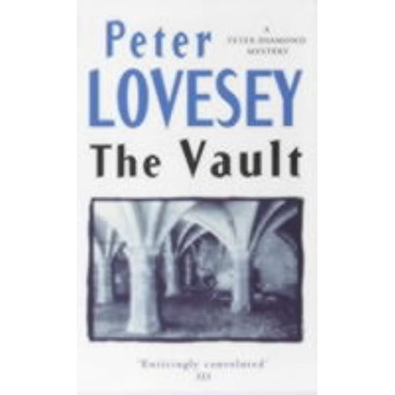 Pre-Owned The Vault (Paperback) 0751525502 9780751525502