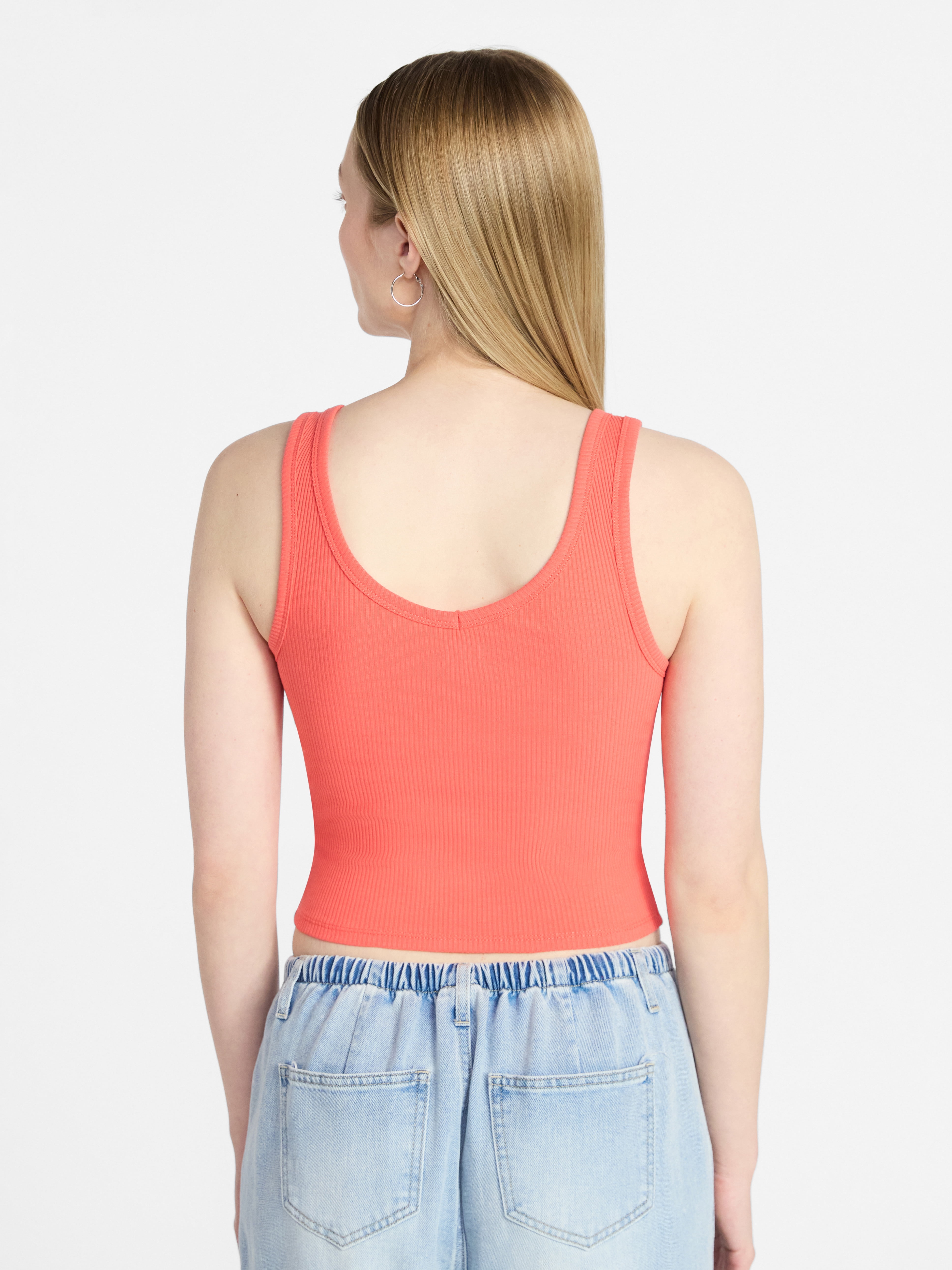 No Boundaries Cropped V-Neck Tank Top, Women's XXS-XXL - Walmart.com