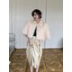 thumbnail image 4 of Capa tipo chal de piel de mapache para mujer, moda femenina, tiras cosidas juntas, abrigo real, chaqueta elegante para fiesta de noche, otoño e invierno, 4 of 5