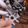 thumbnail image 4 of 18-en-1 Flocon de Neige Multi-Outils, Flocon de Neige en Acier Inoxydable Porte-Clés Outil Combinaison Compact Portable, 4 of 4