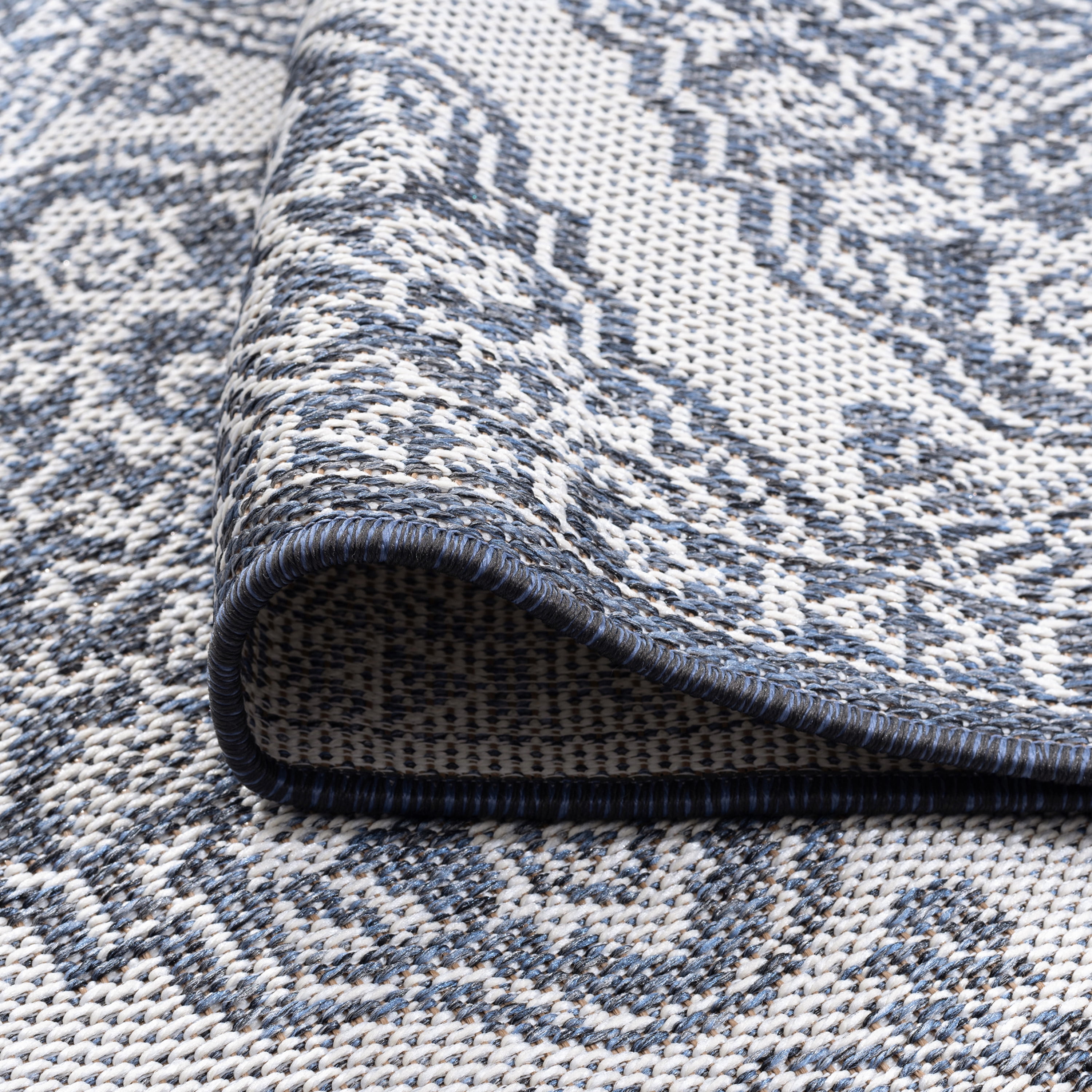 8ft Round Water Resistant, Large Indoor Outdoor Rugs for Patios, Front Door Entry, Entryway, Deck, Porch, Balcony | Outside Area Rug for Patio | Blue, Floral | Size: 7'11'' Round