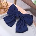thumbnail image 4 of Pinzas Para El Pelo Con Lazo De 3 Uds., Pinza Para El Pelo Con Lazo De Satén De Seda Grande Para Mujer Y Niña, Azul Marino + Negro + Rosa Cateissary CE005697-00, 4 of 6