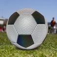 thumbnail image 1 of Balones de fútbol de entrenamiento que brillan intensamente, fútbol reflectante holográfico (4 colores reflectantes) Ehuebsd Para estrenar, 1 of 8