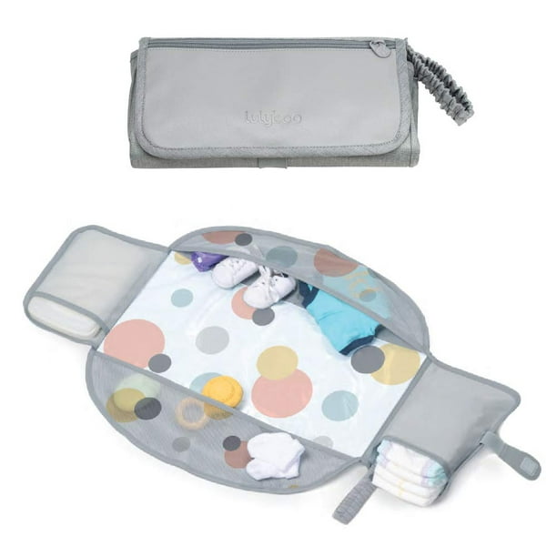 travel changing mat with compartments
