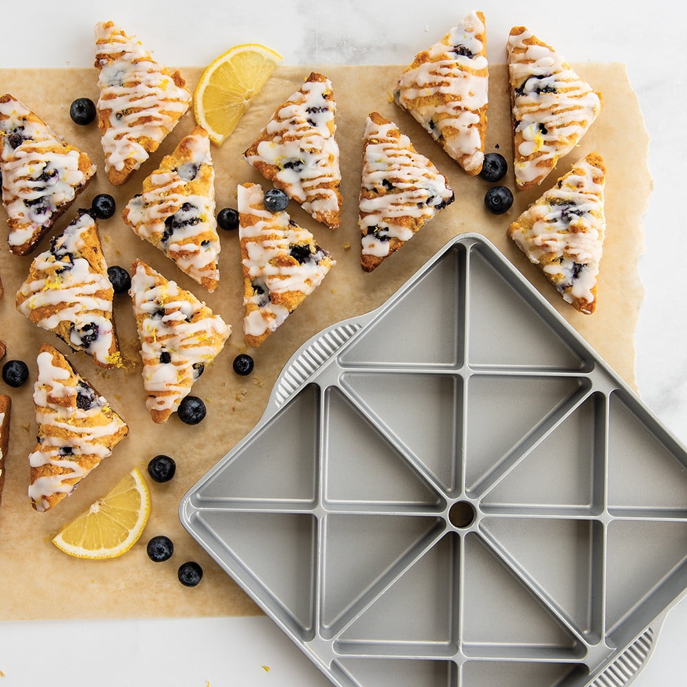 Nordic Ware Scottish Mini Scone Pan for Baker Bake Cooking