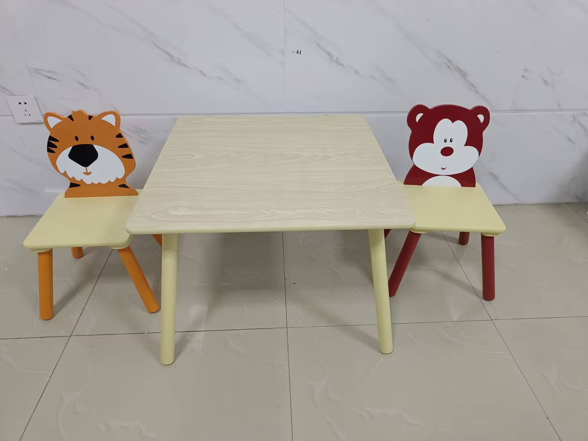 Zateety Kids Table and 2 Chairs Set, 3 Pieces Toddler Table and Chair Set, Wooden Activity Play Table Set (Bear&Tiger)