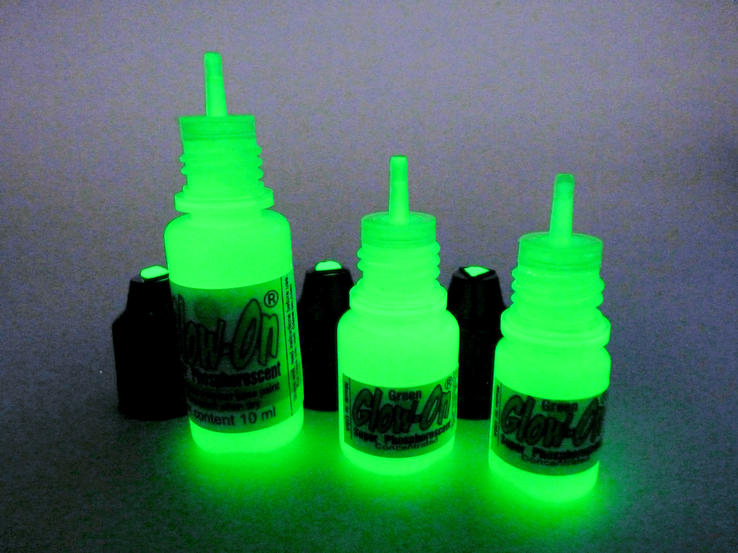 Glow On Super Phosphorescent Paint With Tip Applicator, Green Color, Green Glow, Large 10 ml Bottle.