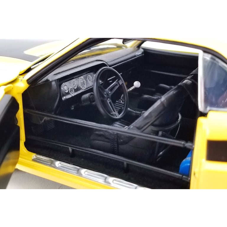 ACME Dodge Challenger Trans Am Street Fighter - Chicayne 1/18 - Jaune