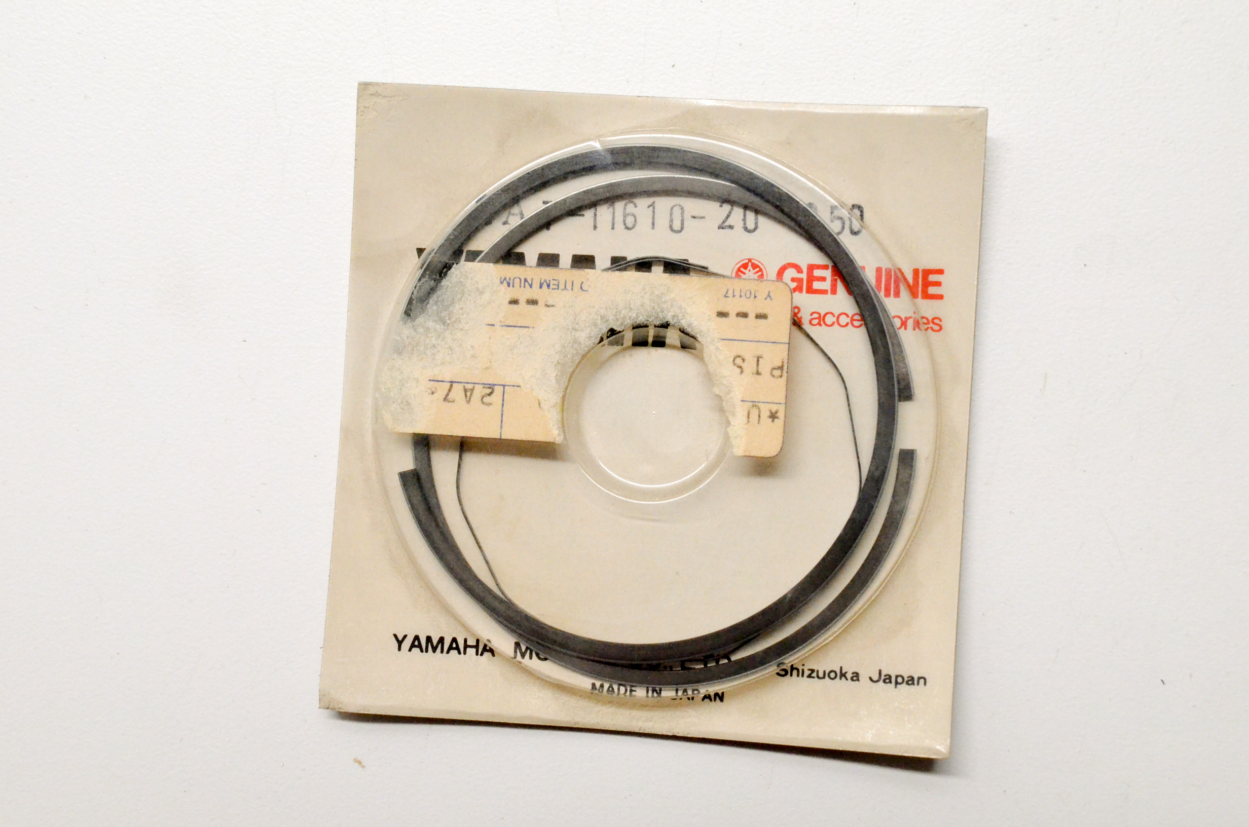 OEM Yamaha 2A7116102000 Piston Ring Set NOS