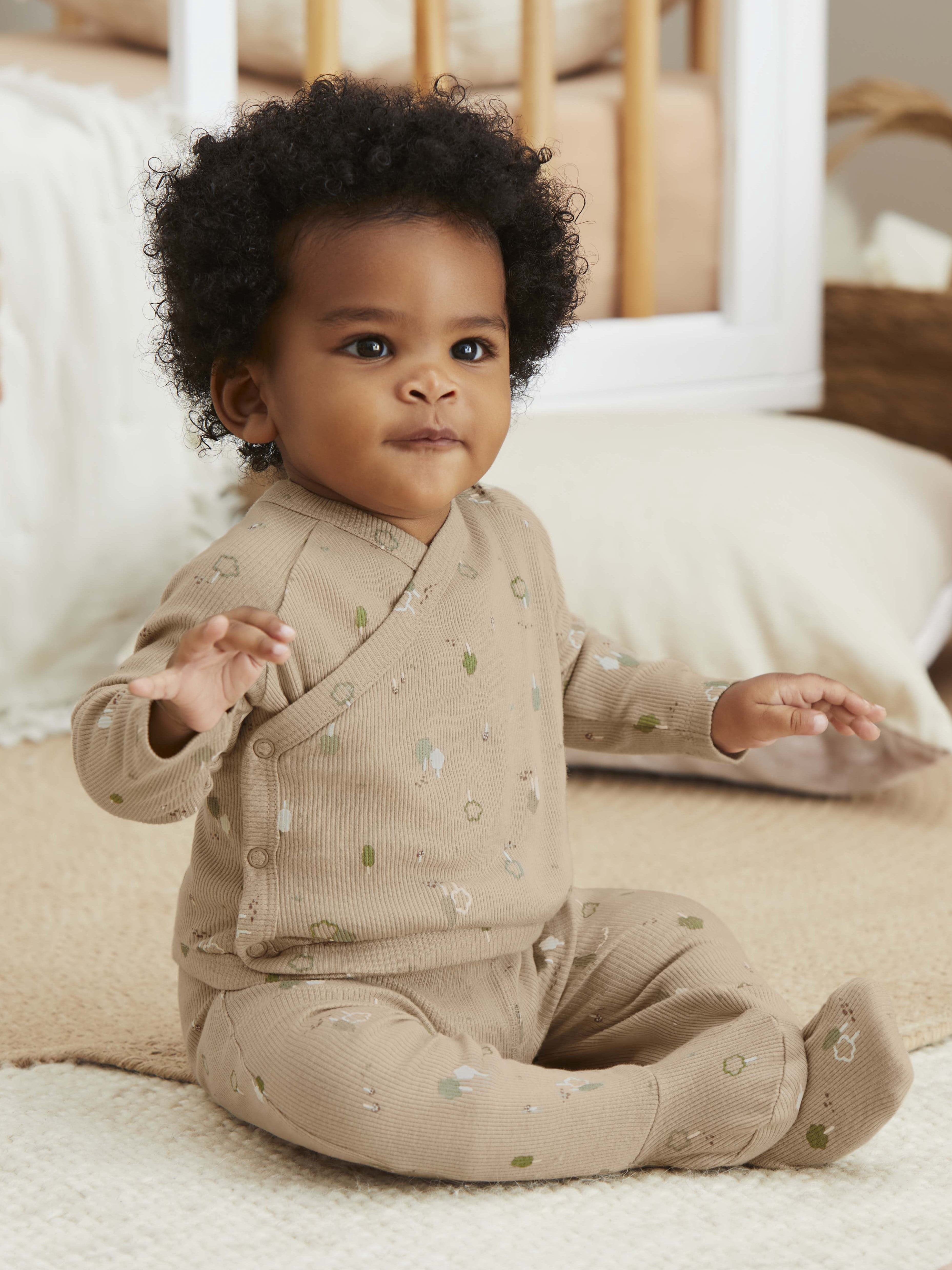 Bliss by Garanimals Baby Layette Pajama, 5-Piece Set, Sizes 0–9M