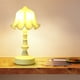 thumbnail image 3 of Mini luz nocturna LED | Diseño de jacinto y líneas finas | Lámpara de mesa a pilas para dormitorio, escritorio y habitación infantil | Luz decorativa de brillo suave, 3 of 5