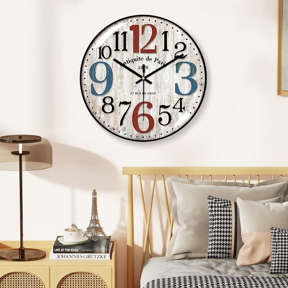 VOCOO Glass Silent Classic Retro Wall Clock , 12 Inch Large Round Quartz Clock Battery Operated Non Ticking Easy to Read Decoration for Bedroom Living Room Kitchen Home Office