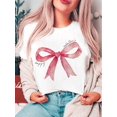 thumbnail image 1 of Camiseta de San Valentín para mujer, estampado gráfico de lazo coqueto, cuello redondo, manga corta, 100 % algodón, moda de verano y primavera, camiseta blanca para adulto, hombre, mujer, camiseta dep, 1 of 6
