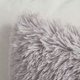 thumbnail image 4 of Majestuosas fundas de almohada decorativas de felpa peluda, elegantes fundas cuadradas suaves y aterciopeladas, 18 x 18 pulgadas, gris claro, 4 of 6