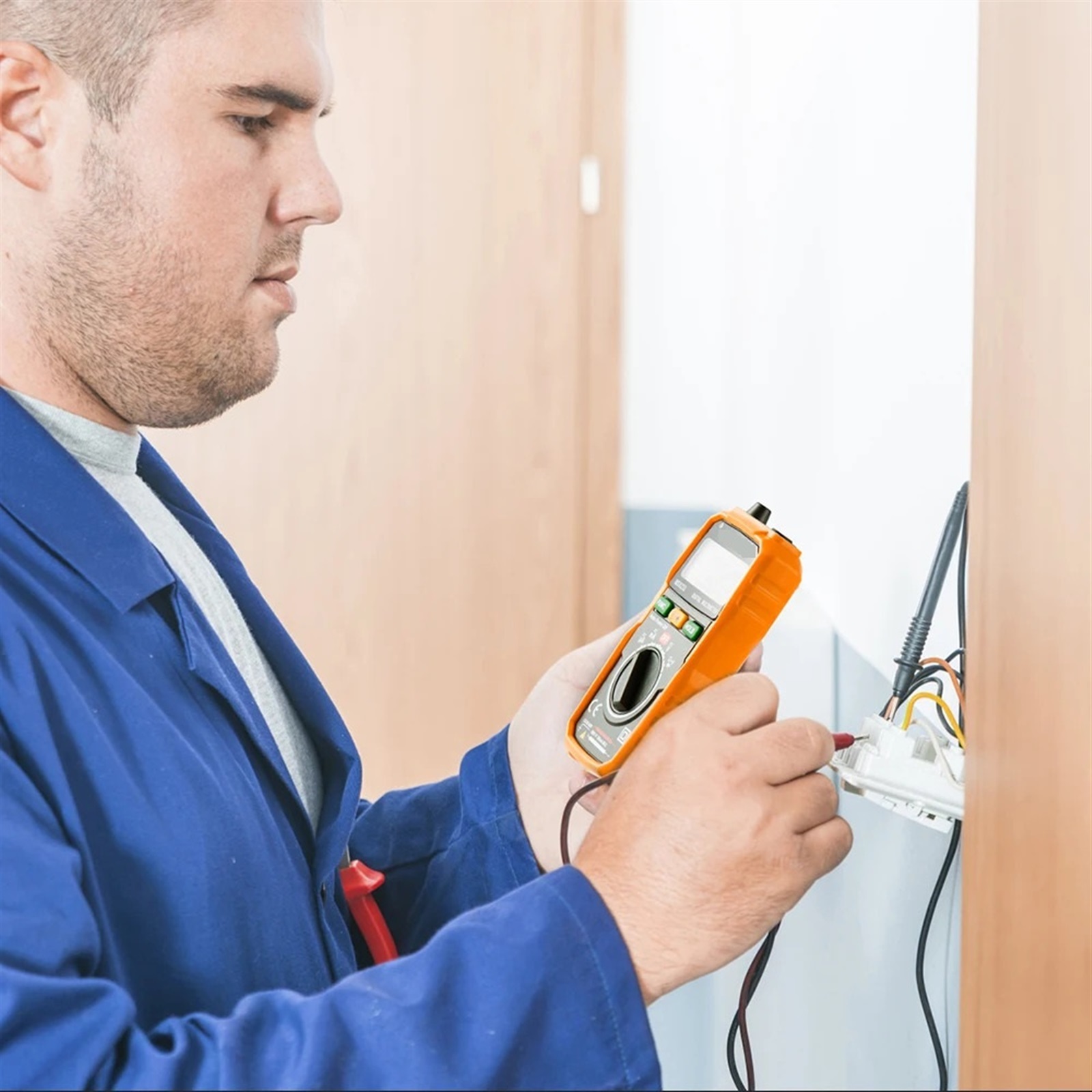 Digital Multimeter Professional Test Leads Multimentro Digital Voltage Measurement NCV Flashlight Tester multimeter ,Accurate and Speed