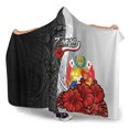 thumbnail image 3 of Tonga Polynesian Hooded Blanket - Coat Of Arm With Hibiscus White, 3 of 6