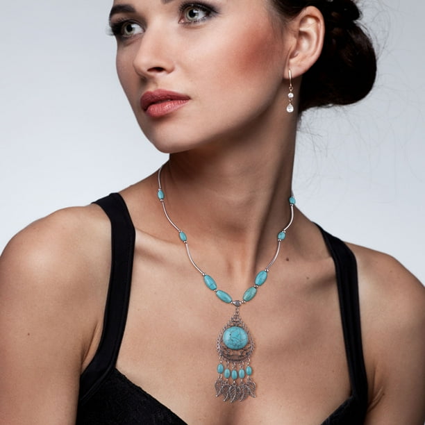 Jewelries for ladies shop