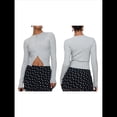 thumbnail image 3 of Suéter Corto Informal de Larga con Cuello Halter, Botones y Abertura Frontal para Mujer Gris M, 3 of 7
