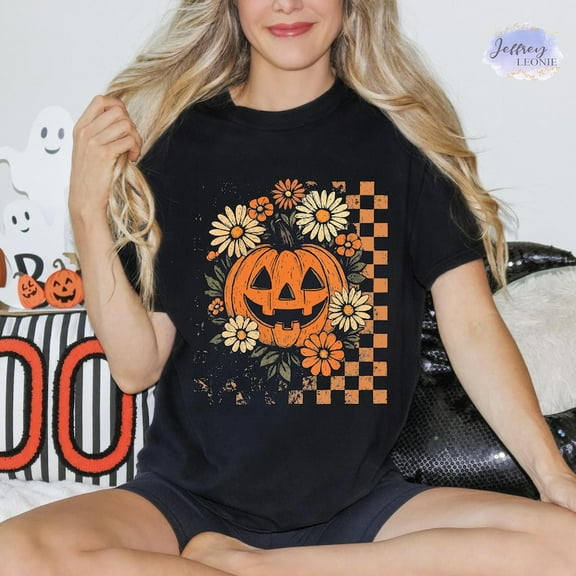 Retro Floral Pumpkin Shirt, Checkered Pumpkin Halloween Shirt, Preppy Halloween Shirt, Halloween Pumpkin Shirt, Spooky Season Shirt