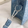 thumbnail image 3 of Bolso de axila de moda para mujer Bolsos de mezclilla con cadena de moda para regalo (azul claro), 3 of 6