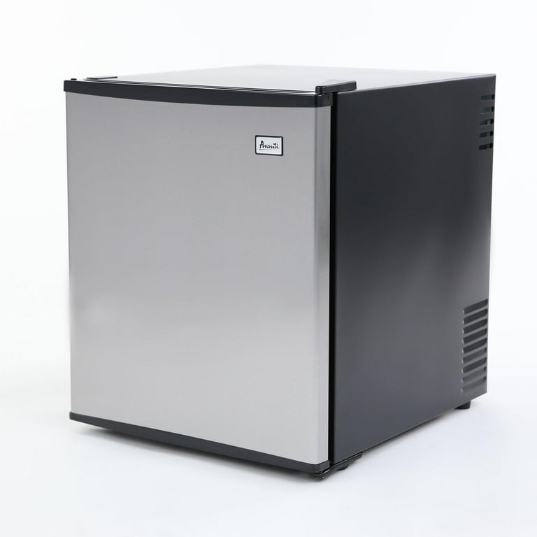 3.2 Cu. Ft Superconductor Refrigerator, Black 3.2 Cu. Ft Superconductor Refrigerator, Black