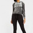 thumbnail image 2 of Sudadera con capucha adornada con logotipo personalizado de terciopelo triturado de manga larga de invierno para mujer oso de fresa Hogar, 2 of 6