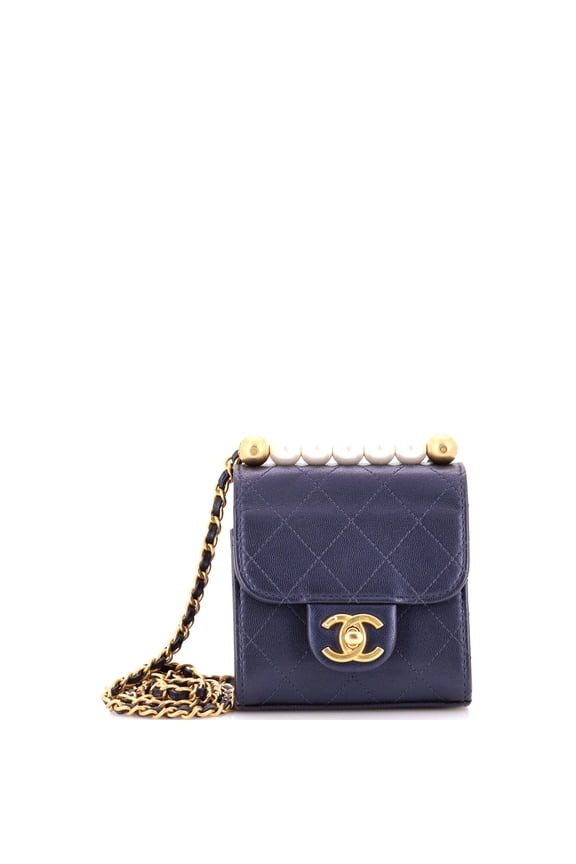 Pre-Owned Chic Pearls Flap Clutch with Chain Quilted Goatskin Mini By Rebag