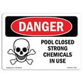 thumbnail image 1 of SignMission OS-DS-A-1218-L-1626 12 x 18 Po Signe de Danger OSHA - Pool Fermé Produits Chimiques Forts en Cours d'Utilisation, 1 of 1