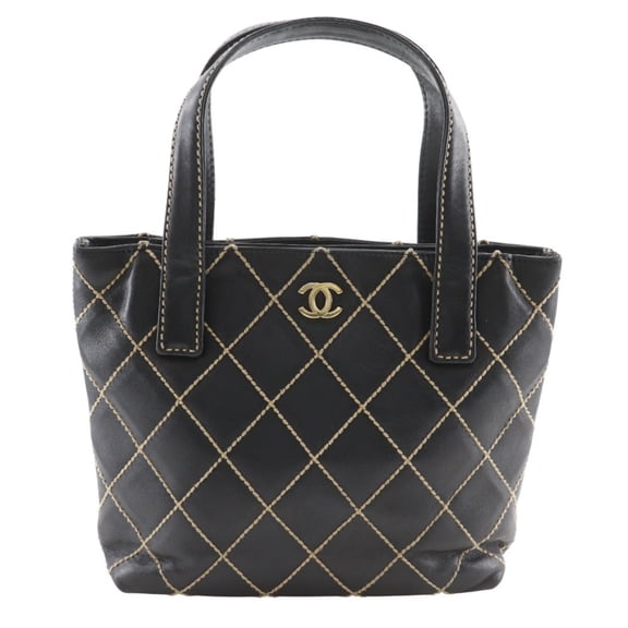 Pre-Owned CHANEL Wild Stitch Handbag, Black Calfskin, A5 Size, Magnetic Included, Women's