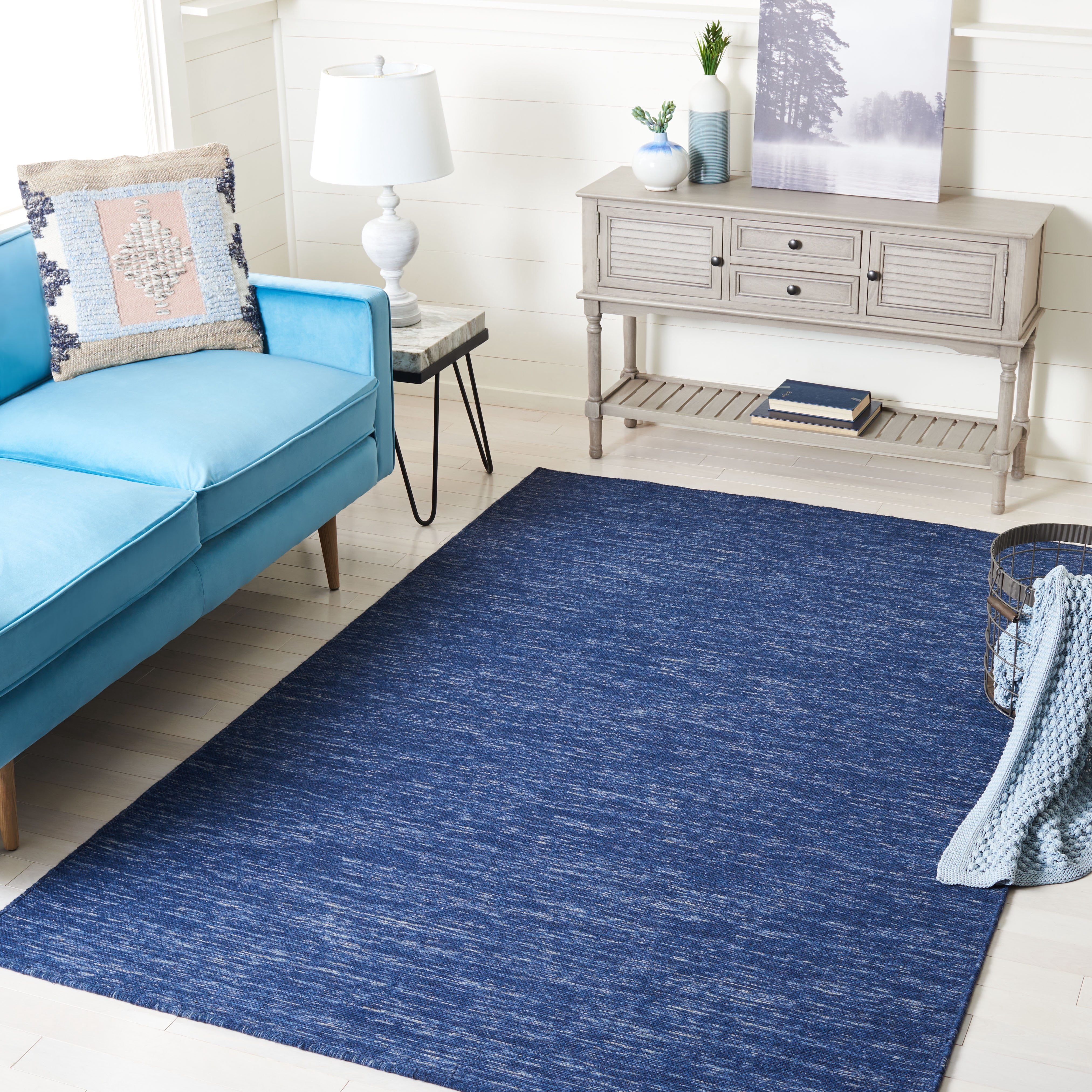 SAFAVIEH Kilim Roderick Solid Area Rug, Navy/Blue, 6' x 6' Square