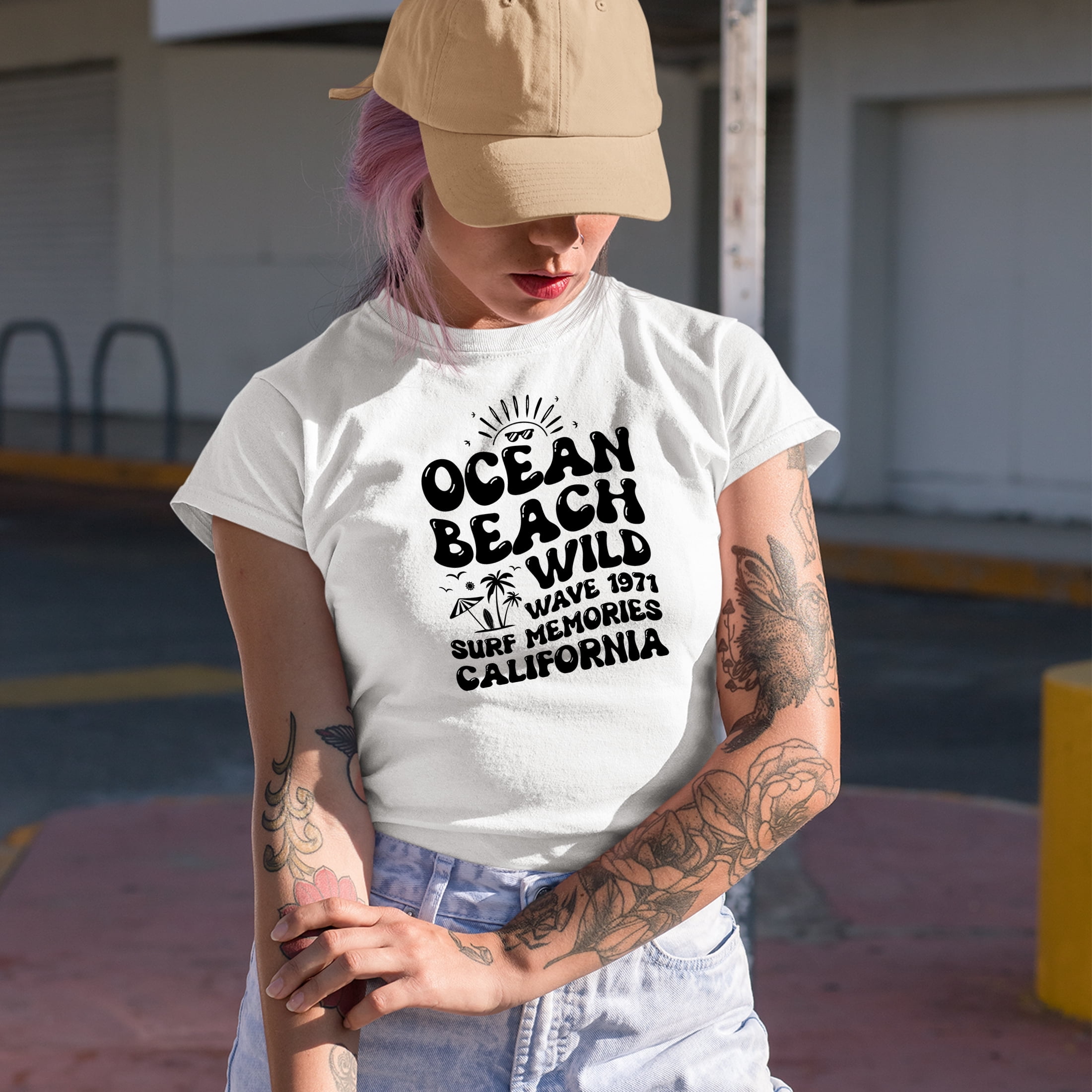 Ocean Beach Wild Wave 1971 Surf Memories California, Retro Groovy Wavy Text, Heather Grey T-Shirt, Medium